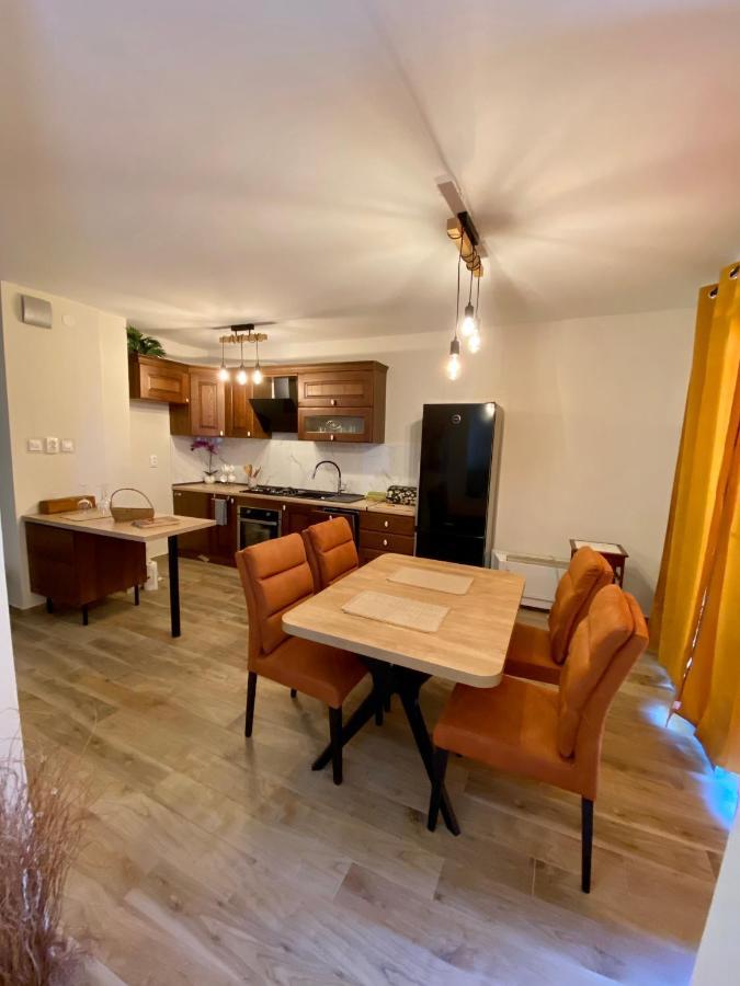 Apartment With Balcony And Free Parking Zadar Exteriér fotografie